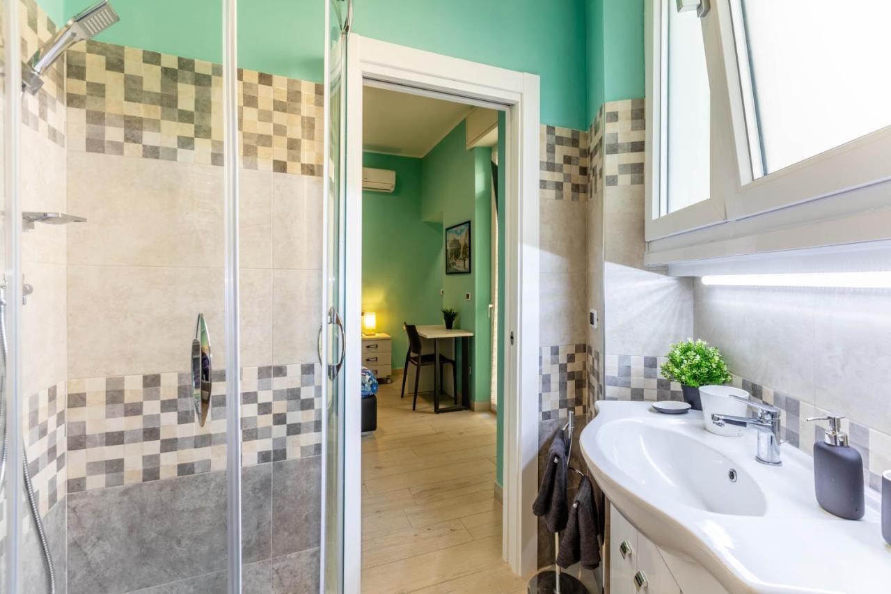Hostly - Art & Color Rome Midtown - 3Br 2Ba Appartement Buitenkant foto